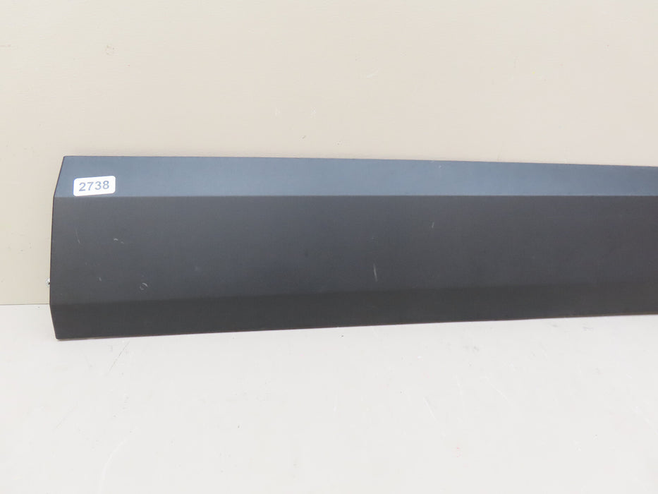 2018-2023 CHEVROLET TRAVERSE FRONT RIGHT PASSENGER DOOR MOLDING LOWER OEM