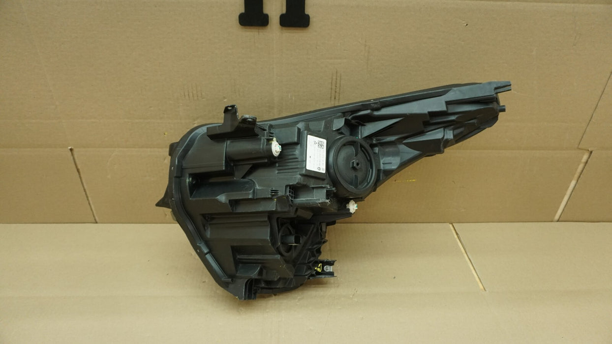 2017-2019 CADILLAC XT5 RIGHT PASSENGER SIDE HEADLIGHT HALOGEN 84167550RH