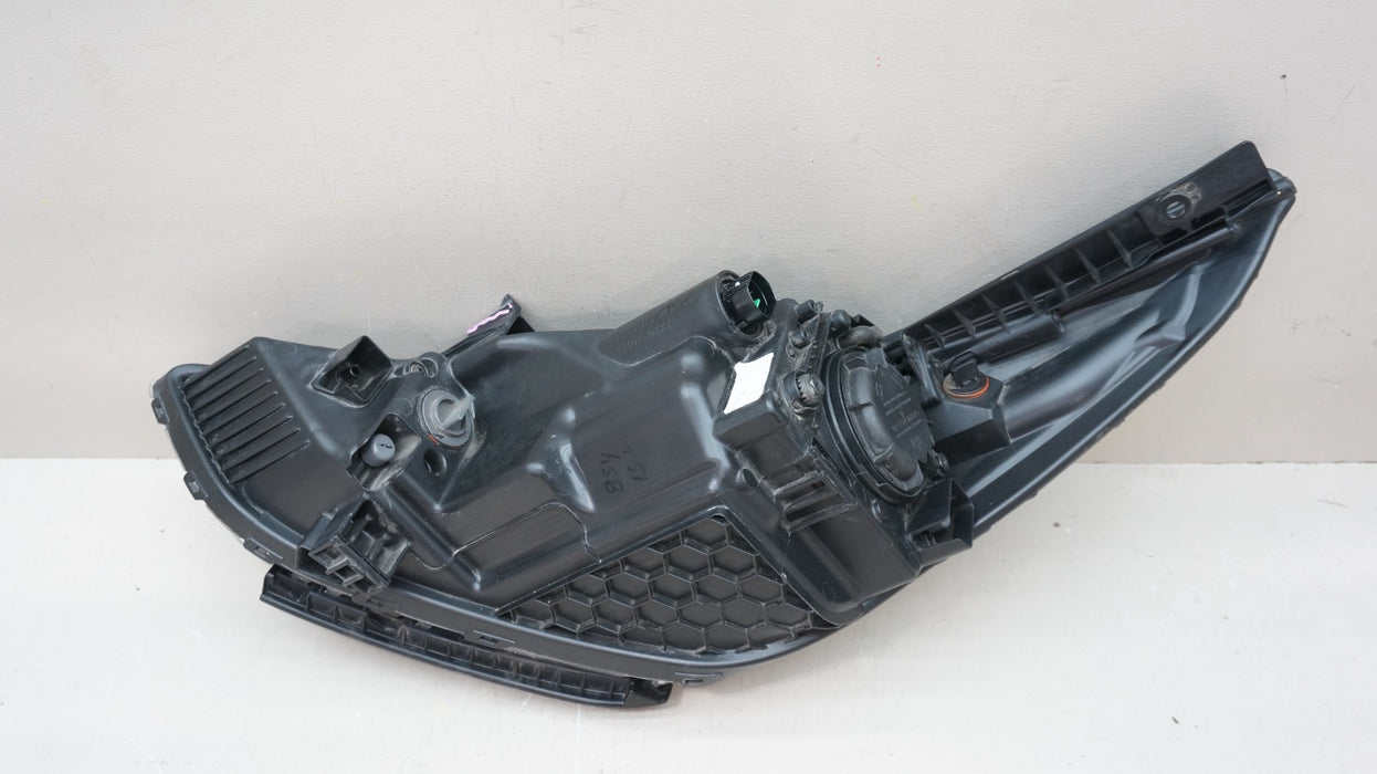 2015-2017 HYUNDAI ACCENT FRONT RIGHT PASSENGER SIDE HALOGEN HEADLIGHT OEM