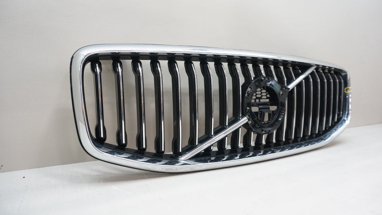2018-2021 VOLVO XC60 FRONT BUMPER RADIATOR GRILLE OEM