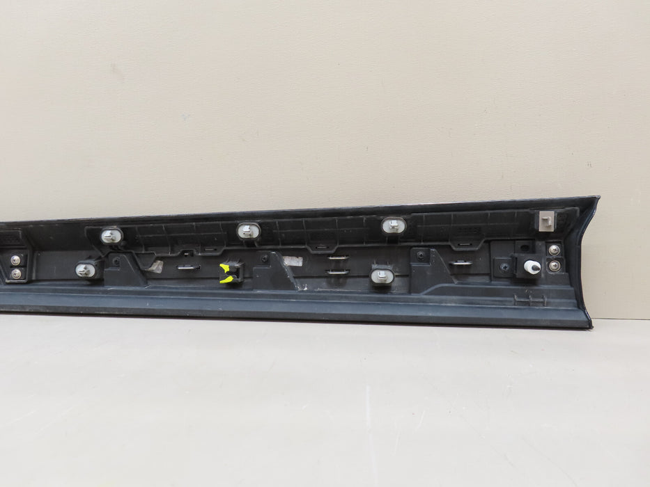 2022-2024 KIA EV6 FRONT RIGHT PASSENGER SIDE DOOR TRIM GARNISH OEM