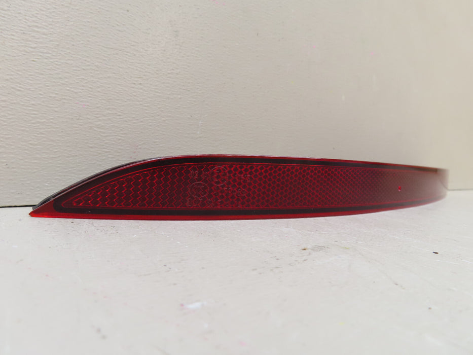 2016-2022 VOLVO XC90  LEFT SIDE REAR BUMPER REFLECTOR LENS RED OEM 31468556