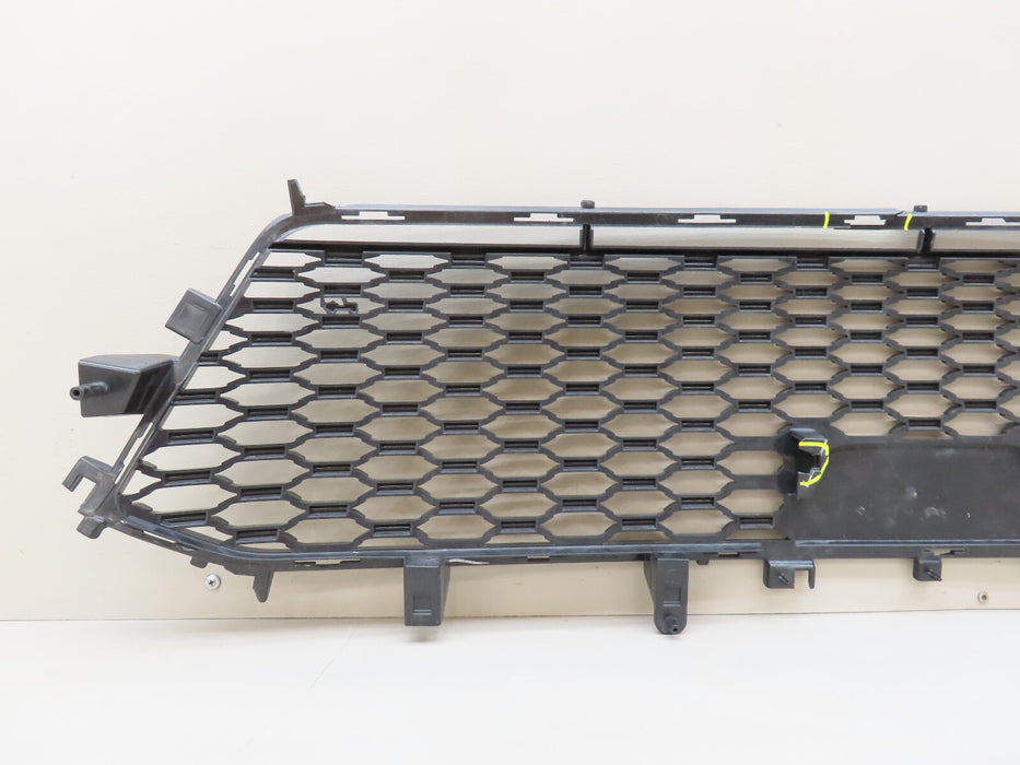 2022-2024 JEEP GRAND CHEROKEE FRONT BUMPER LOWER GRILL GRILLE OEM