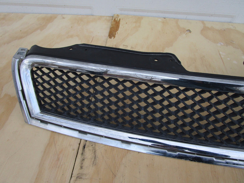 09 10 11 12 CHEVROLET TRAVERSE FRONT UPPER GRILLE GRILL OEM