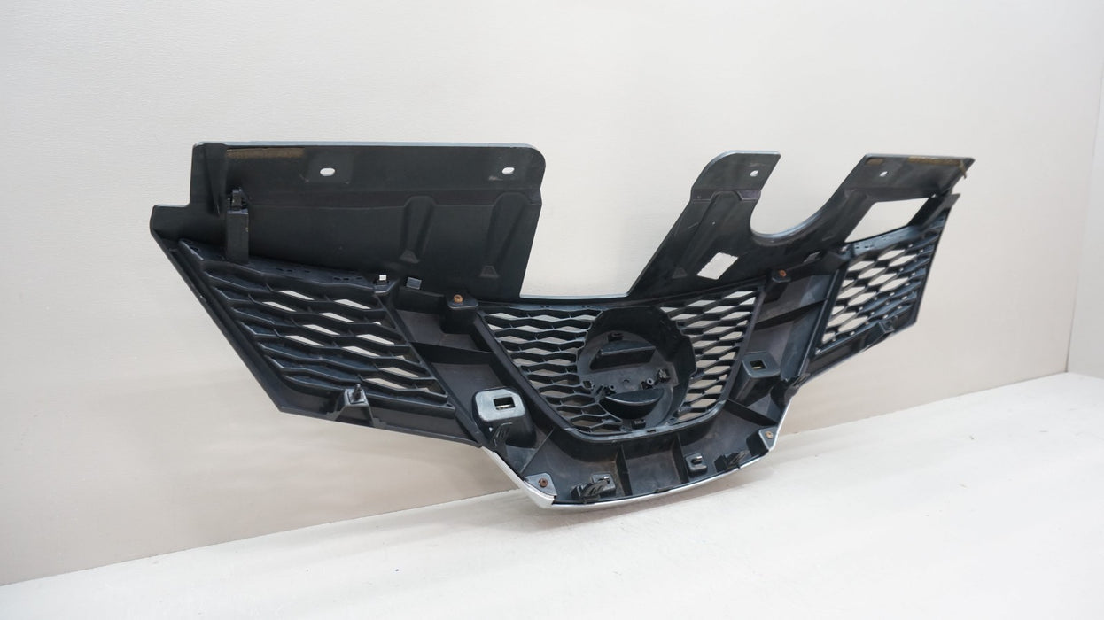 2015-2017 NISSAN ROGUE FRONT UPPER BUMPER RADIATOR GRILLE OEM 62310 9TA0A