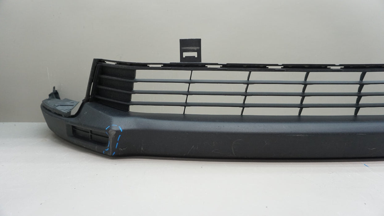 2017-2019 TOYOTA HIGHLANDER FRONT LOWER BUMPER COVER VALANCE OEM 52129-0E030