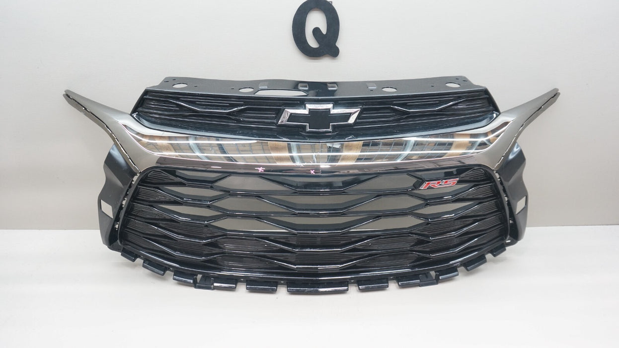 2021-2023 CHEVROLET TRAILBLAZER FRONT BUMPER RADIATOR GRILLE OEM 42797386S