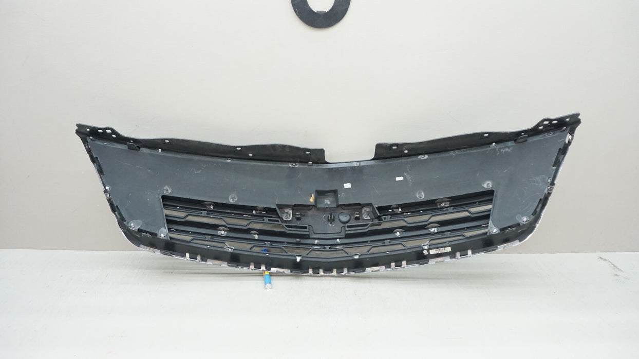 2013-2017 CHEVROLET TRAVERSE FRONT BUMPER RADIATOR GRILLE OEM 20983790