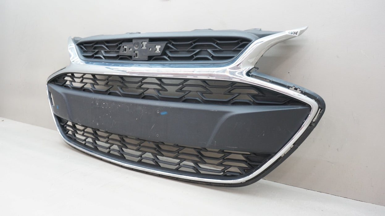 2019-2022 CHEVROLET SPARK FRONT RADIATOR GRILLE GRILL 42651733 OEM