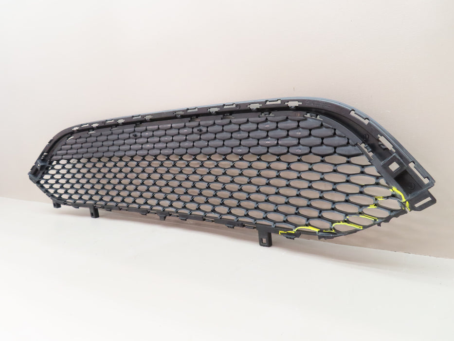2017-2019 CHRYSLER PACIFICA FRONT LOWER GRILLE GRILL OEM 68243498AA