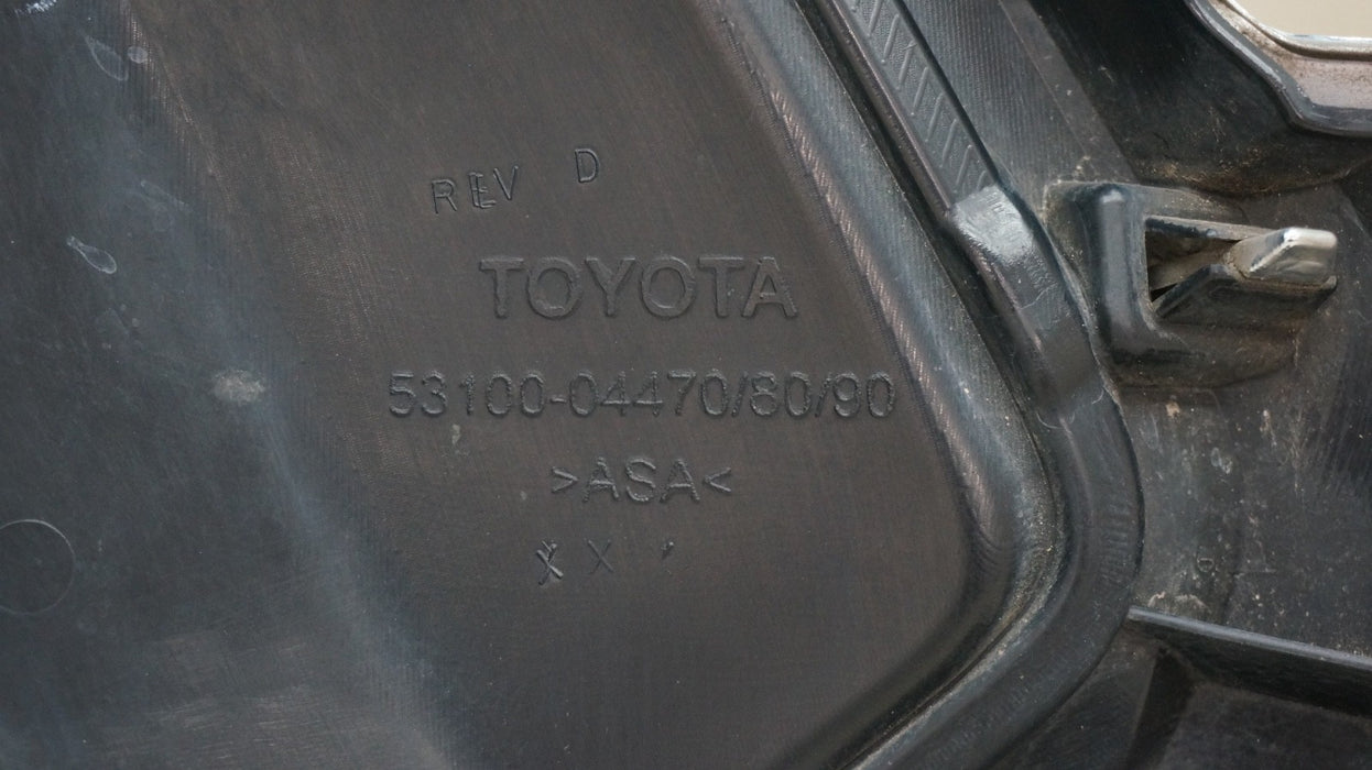 2012-2015 TOYOTA TACOMA FRONT BUMPER RADIATOR GRILLE OEM 53100-04470