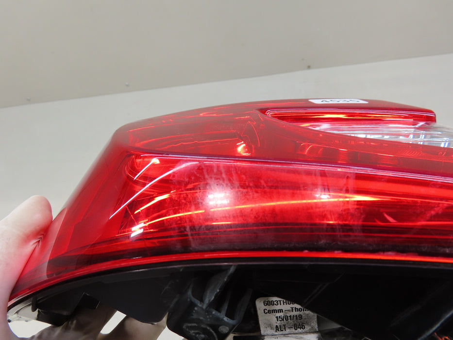 2018-2022 HONDA ACCORD REAR LEFT DRIVER SIDE TAIL LIGHT OUTER OEM