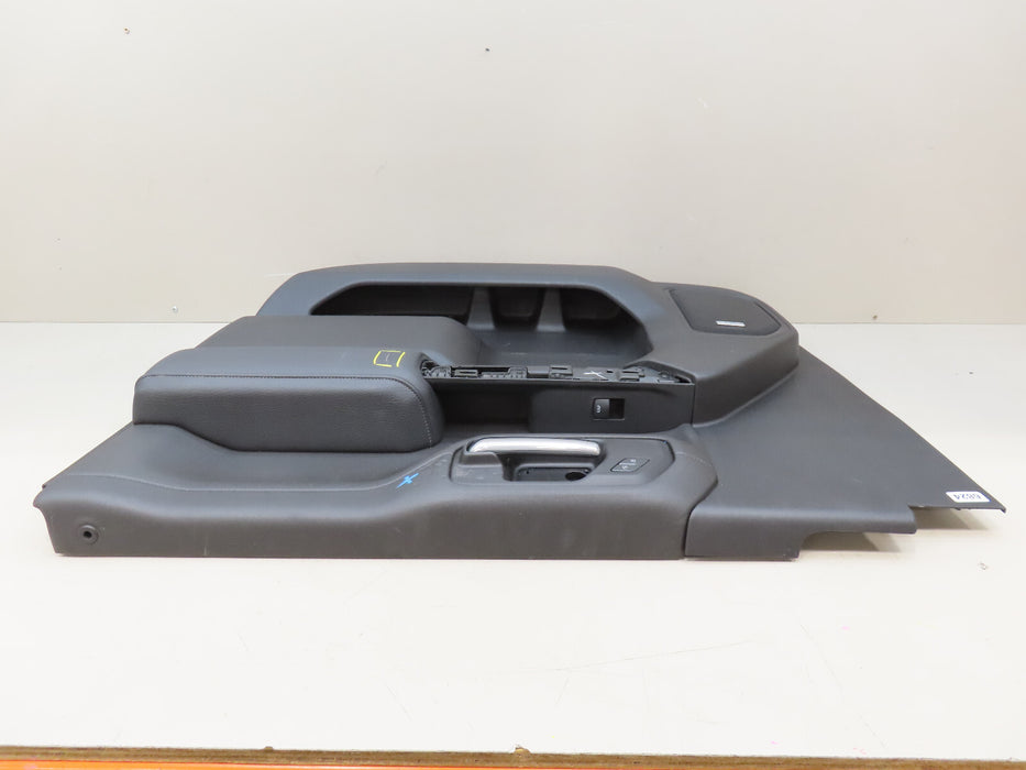 2020-2023 GMC SIERRA 2500 HD FRONT RIGHT PASSENGER SIDE DOOR PANEL OEM 85101462