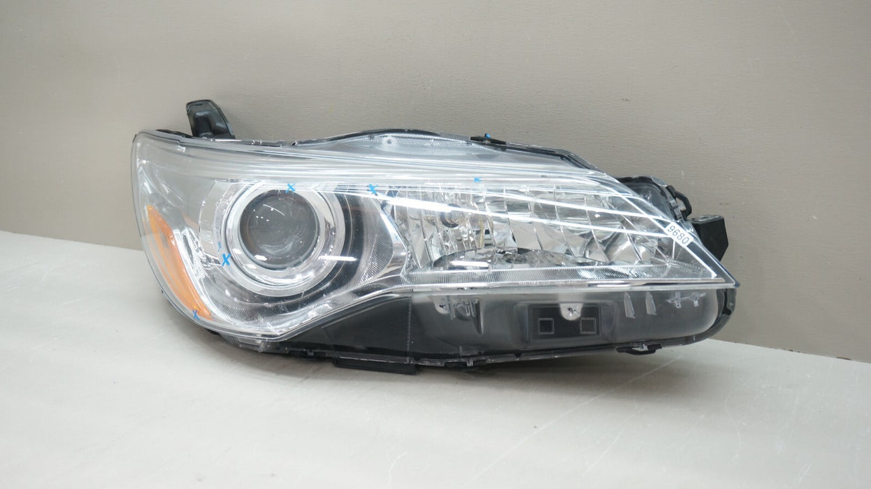 2015-2017 TOYOTA CAMRY FRONT RIGHT PASSENGER SIDE HALOGEN HEADLIGHT OEM