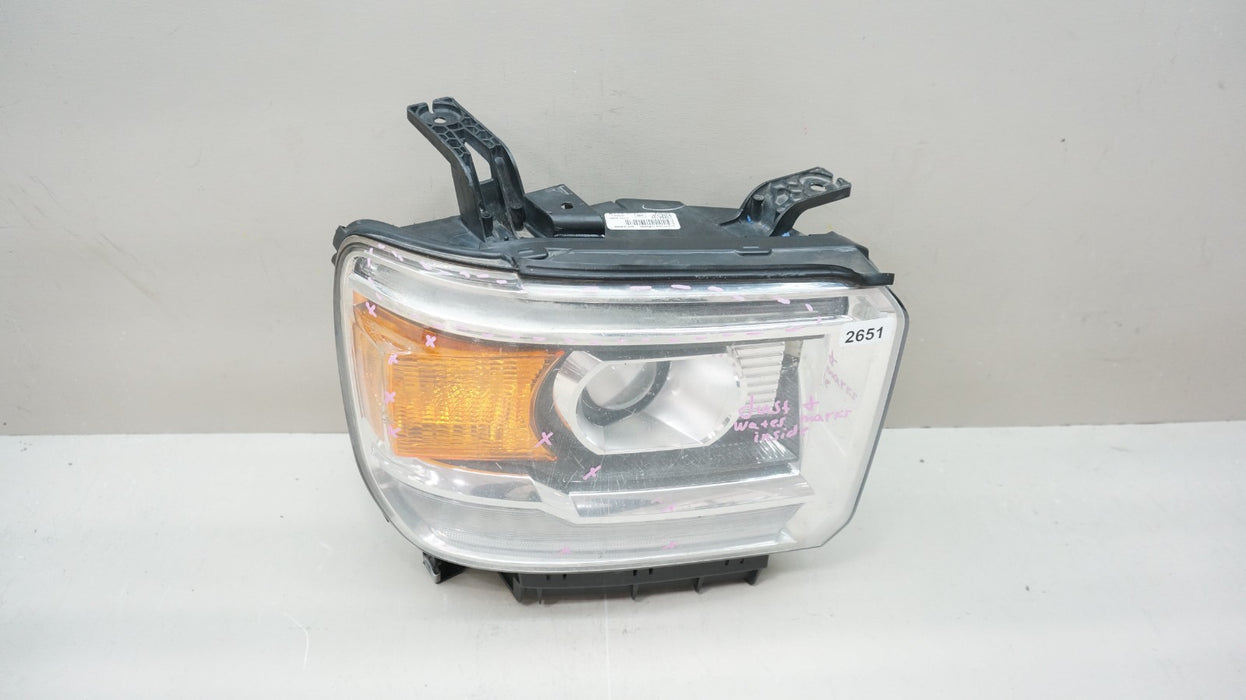2014-2019 GMC SIERRA 1500 2500 3500 RIGHT SIDE HALOGEN HEADLIGHT OEM 23268191