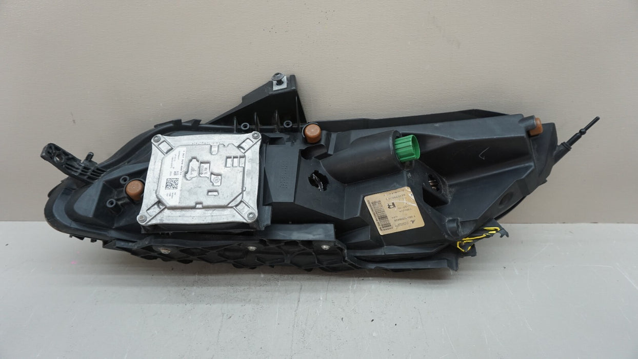2014-2018 JEEP CHEROKEE FRONT RIGHT PASSENGER SIDE DAY RUNNING LIGHT DLR LED OEM