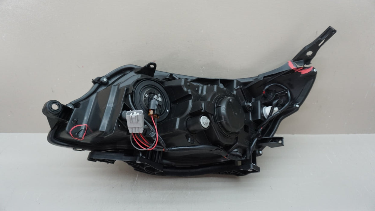 2009-2013 SUBARU FORESTER FRONT RIGHT PASSENGER SIDE HEADLIGHT OEM