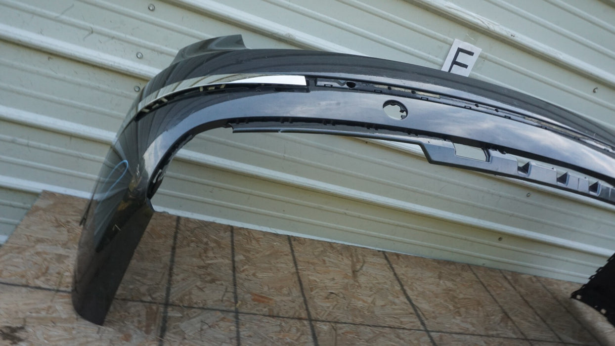 2017-2019 BENTLEY BENTAYGA REAR BUMPER COVER OEM 36A807301QBS1 17 18 19