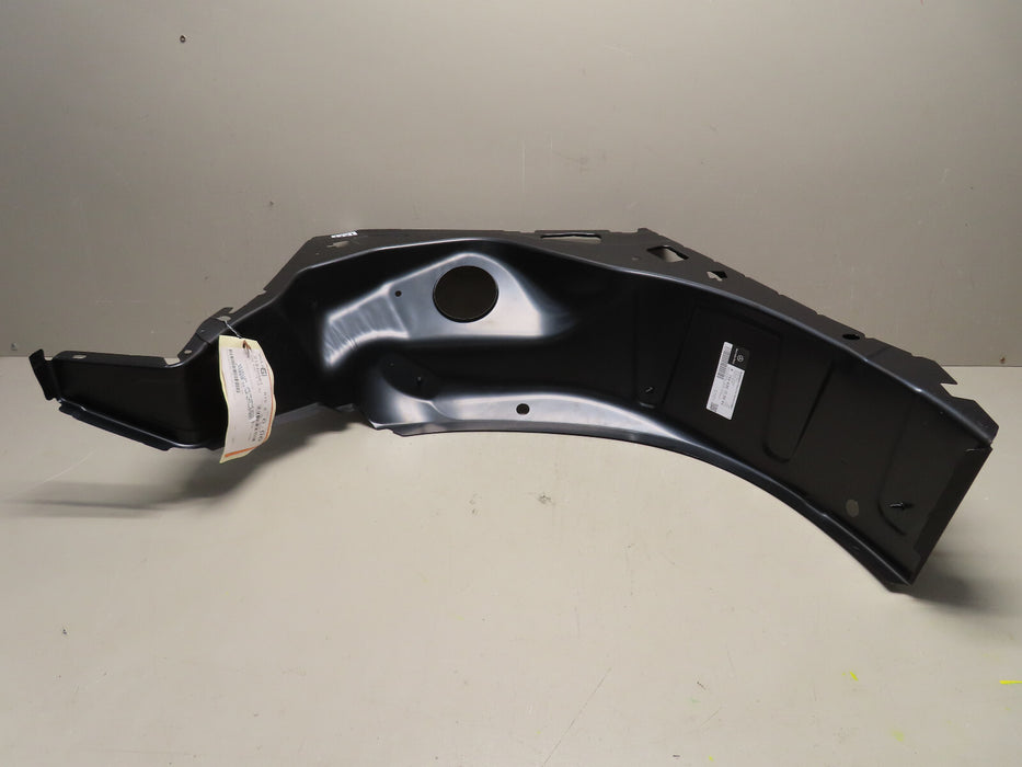 MERCEDES-BENZ REAR LEFT DRIVER SIDE WHEEL WELL HOUSE OEM 156 630 15 00 64