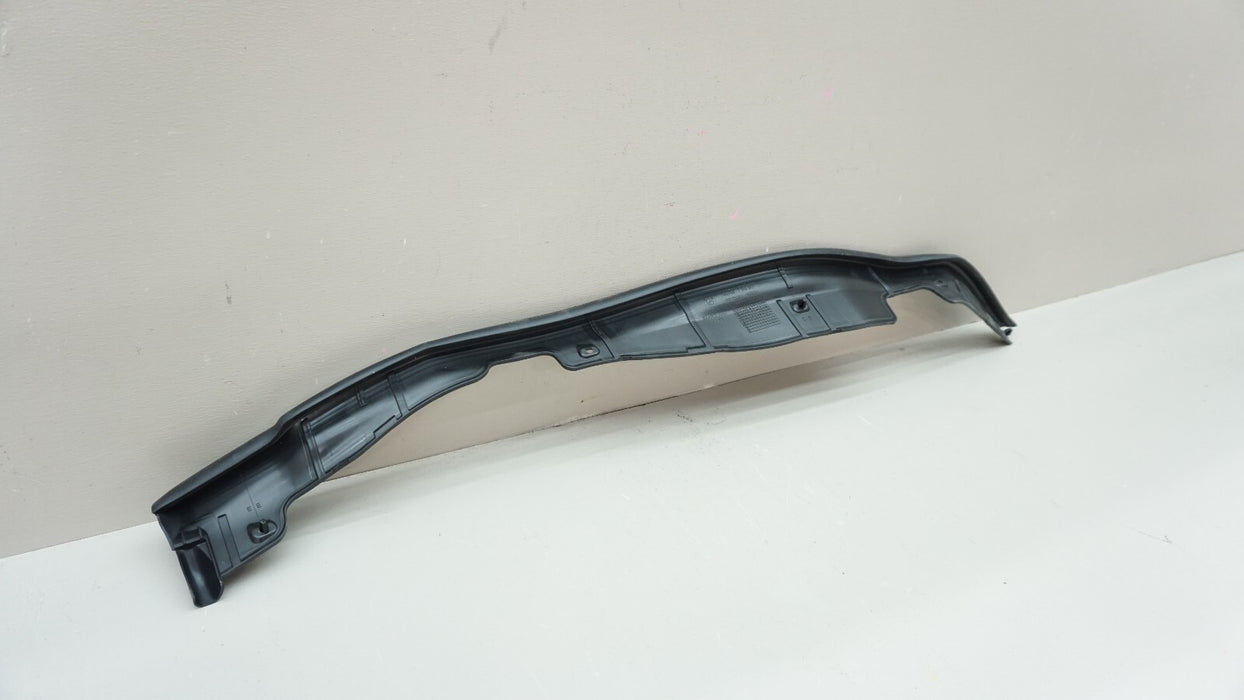 2016-2022 BMW X1 F48 REAR LEFT DRIVER SIDE DOOR GAP WEATHERSTRIP SEAL OEM