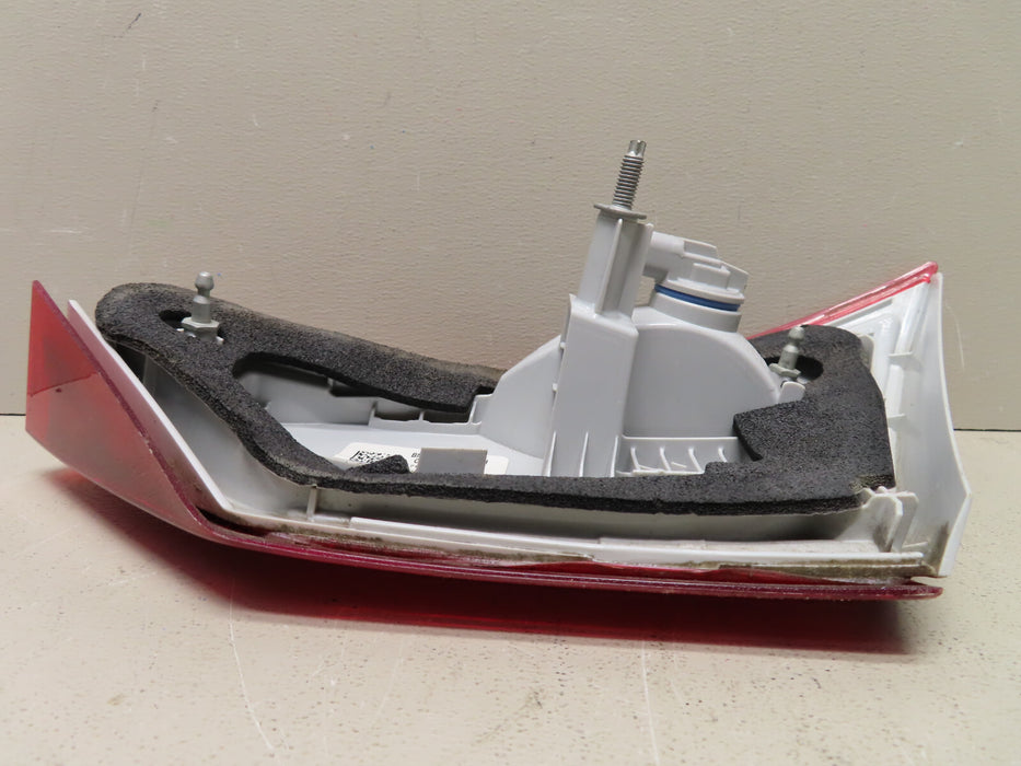 2012-2014 Ford Focus SEDAN LEFT INNER TAILLIGHT LAMP OEM
