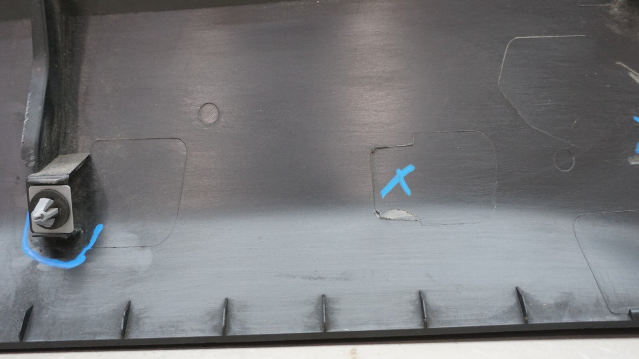 2020-2021 FORD EXPLORER REAR RH RIGHT SIDE DOOR LOWER TRIM OEM LB5B-S25334
