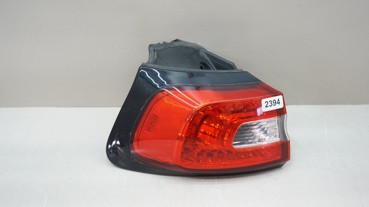 2014-2018 JEEP CHEROKEE REAR LEFT DRIVERS SIDE TAIL LIGHT OEM