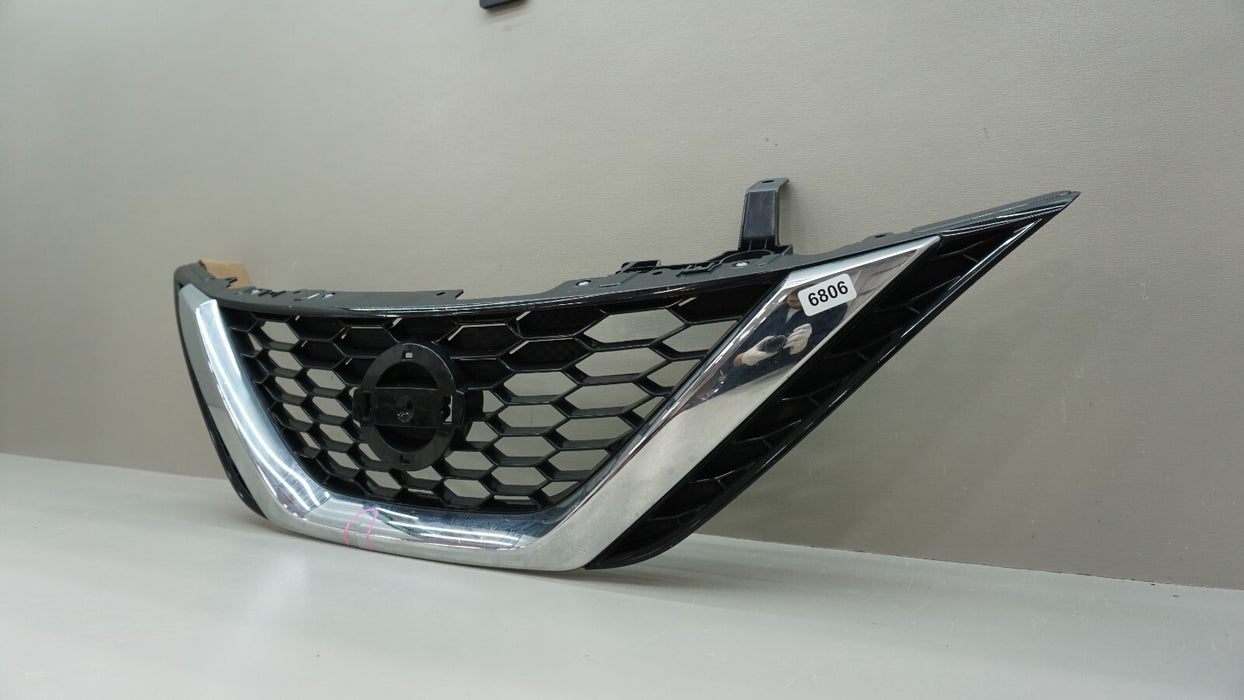 2016-2018 NISSAN SENTRA FRONT UPPER GRILLE 62310 3YU0D OEM 16 17 18