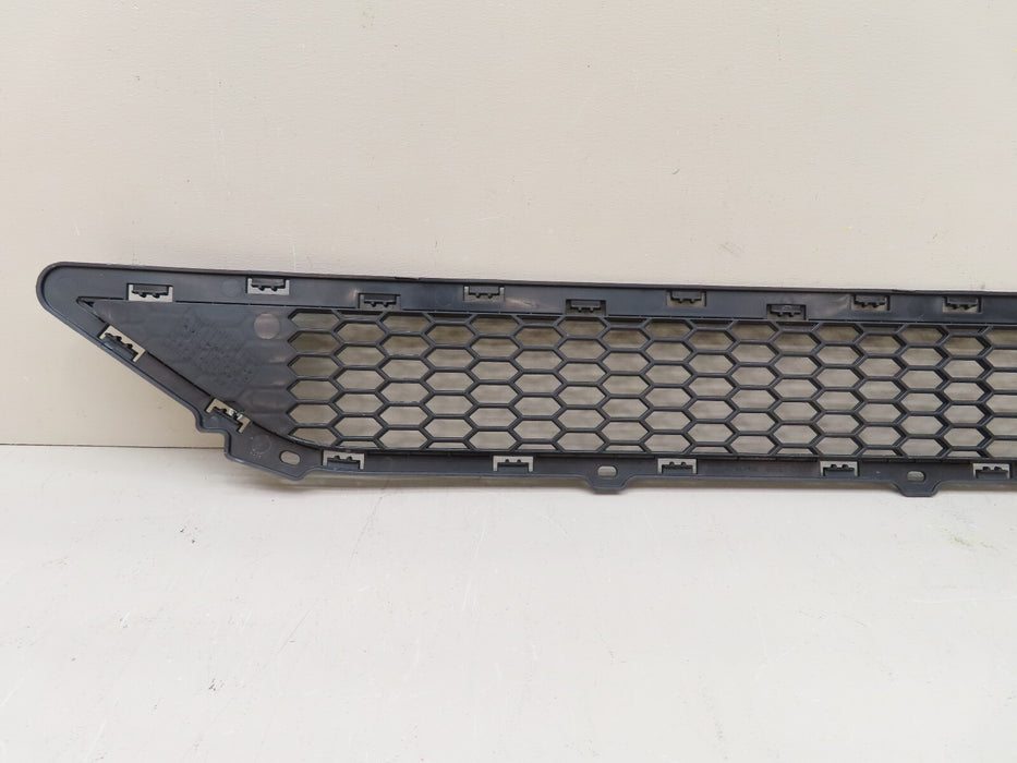 2016-2018 HYUNDAI TUCSON FRONT LOWER BUMPER GRILLE GRILL OEM 86561-D3000