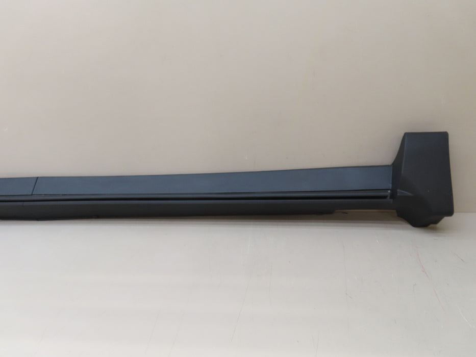 2018-2023 CHEVROLET EQUINOX RIGHT PASSENGER SIDE ROCKER PANEL OEM 84088951