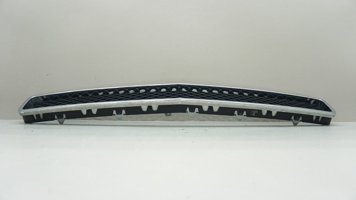2007-2013 CHEVROLET TAHOE SUBURBAN AVALANCHE FRONT LOWER GRILLE OEM 15835084