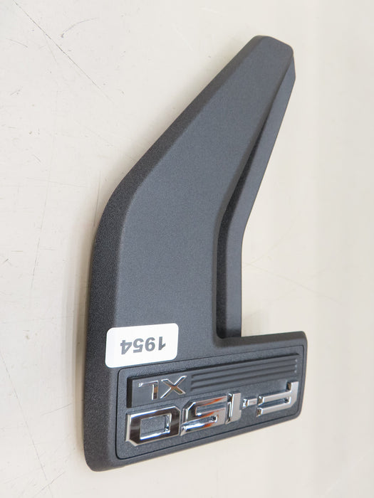 2021-2025 FORD F150 F-150 FRONT RIGHT PASSENGER SIDE FENDER VENT EMBLEM OEM
