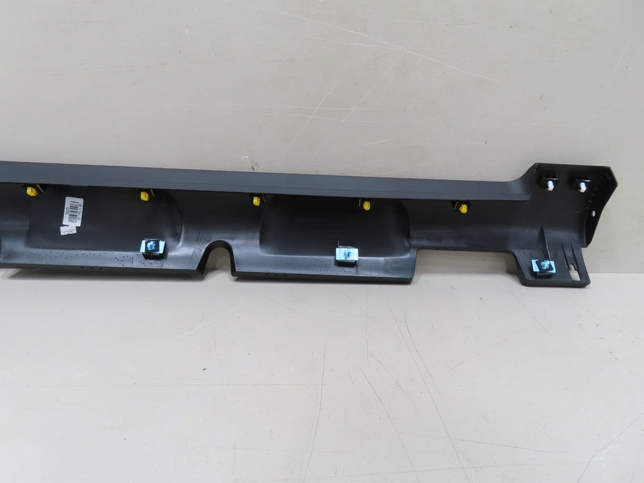 2020-2021 HYUNDAI VENUE LEFT ROCKER SKIRT MOLDING COVER PANEL OEM 87751-K2000