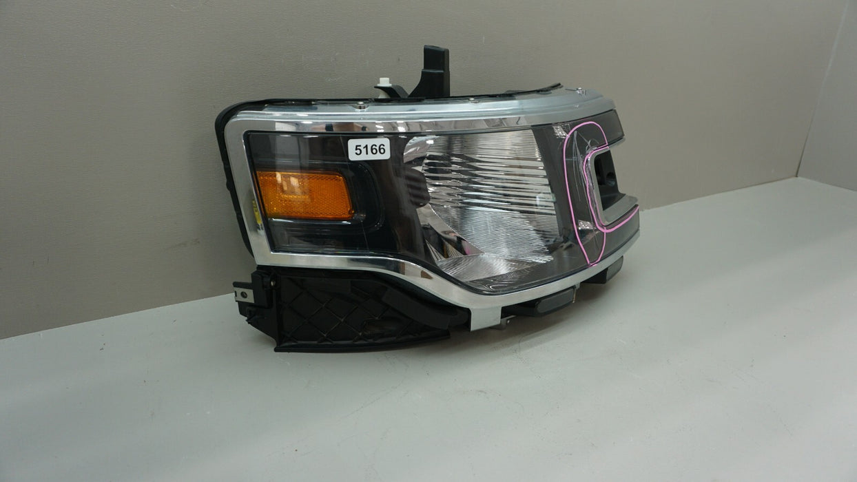 2013-2019 FORD FLEX FRONT RIGHT PASSENGER SIDE HEADLIGHT HALOGEN OEM