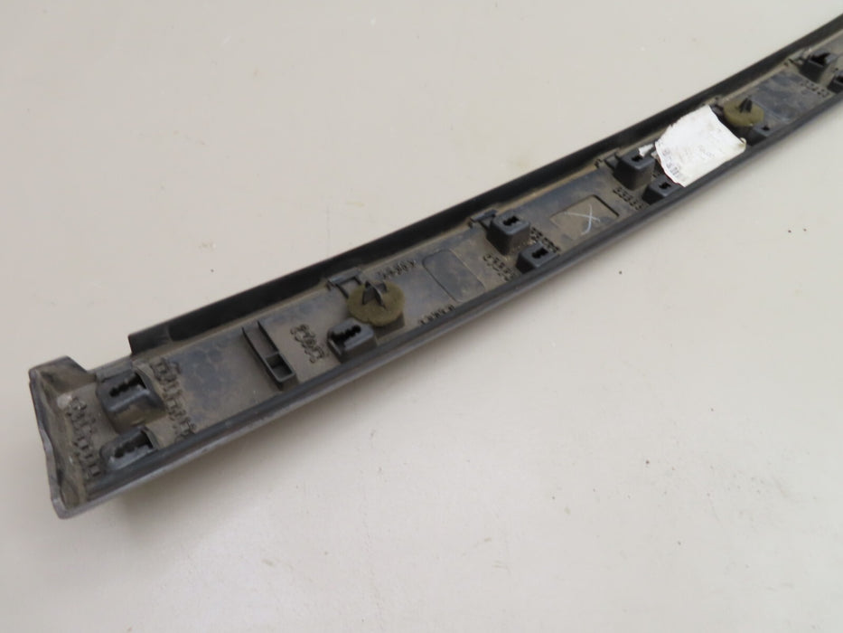 2006-2009 LAND ROVER SPORT REAR TAILGATE MOLDING TRIM COVER OEM