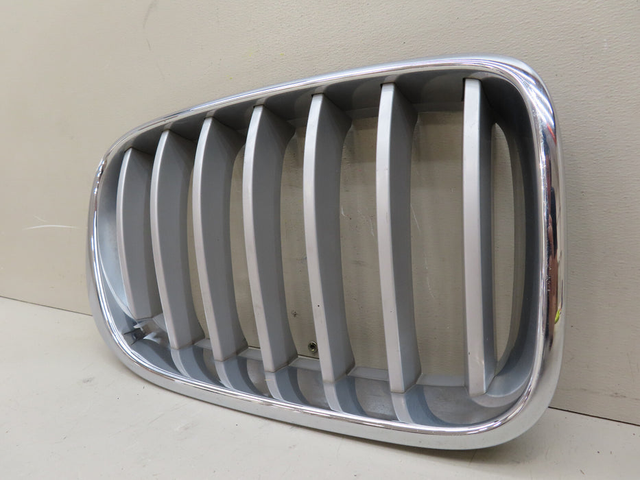 2015-2016 BMW X3 FRONT RIGHT PASSENGER SIDE RADIATOR GRILL GRILLE OEM
