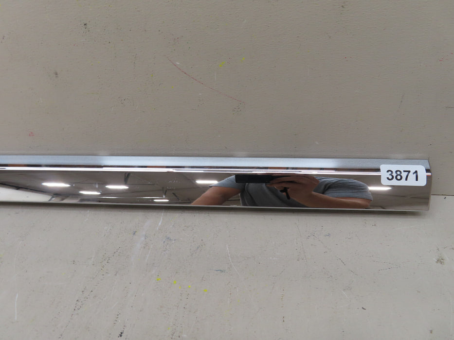 2016-2020 VOLVO XC90 REAR RIGHT PASSENGER LOWER DOOR MOLDING OEM