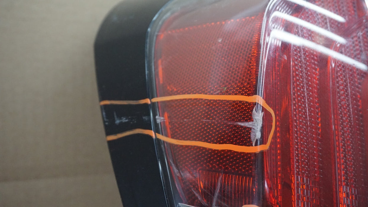 2014-2017 TOYOTA PRIUS REAR LEFT DRIVER OUTER TAIL LIGHT LAMP OEM 14 15 16 17