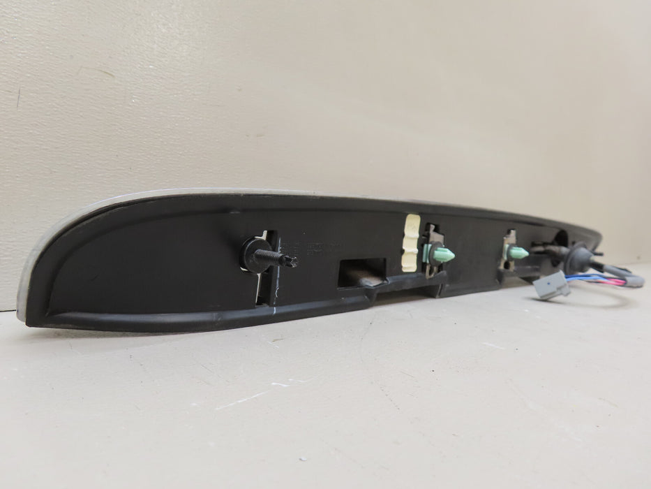 2007-2012 GMC ACADIA REAR TRUNK LIFTGATE MOLDING OEM