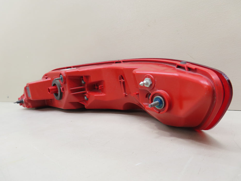 2015-2019 LINCOLN MKC REAR LEFT DRIVER SIDE TAIL LIGHT OEM