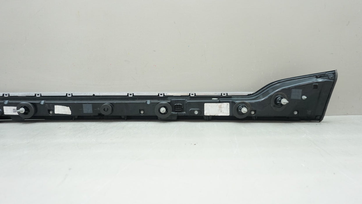 2019-2023 LINCOLN NAUTILIUS REAR CENTER TAIL LIGHT LAMP OEM KA1B13A565A