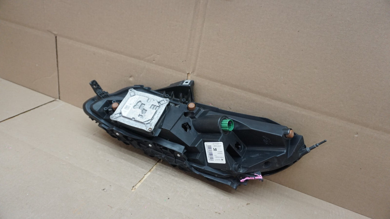 2014-2018 JEEP CHEROKEE FRONT RIGHT PASSENGER SIDE HEADLIGHT OEM 14 15 16 17 18