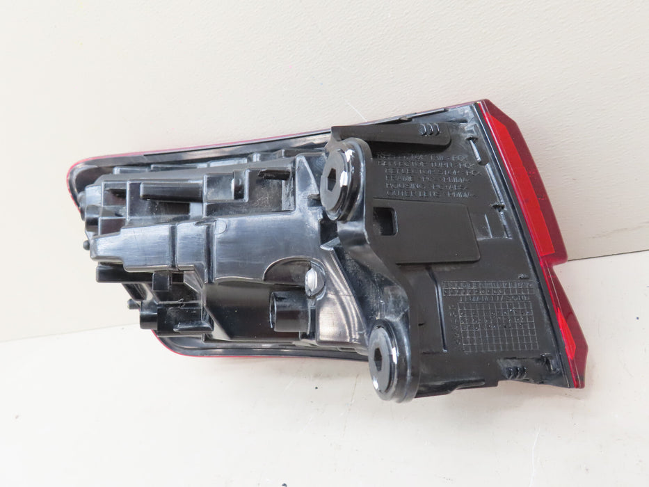 2017-2019 AUDI A3 REAR RIGHT PASSENGER SIDE TAIL LIGHT OUTER OEM 8V5945070