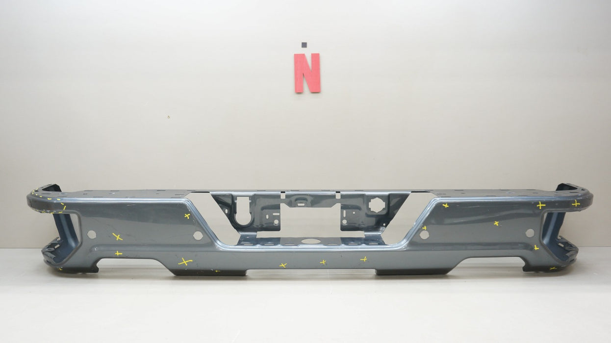 2019-2022 CHEVROLET SILVERADO GMC SIERRA 1500 REAR BUMPER METAL OEM 84429050