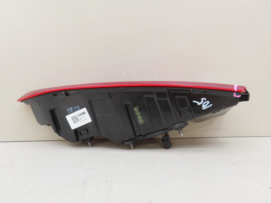 2018-2021 HYUNDAI KONA REAR RIGHT PASSENGER SIDE INNER TAIL LIGHT OEM