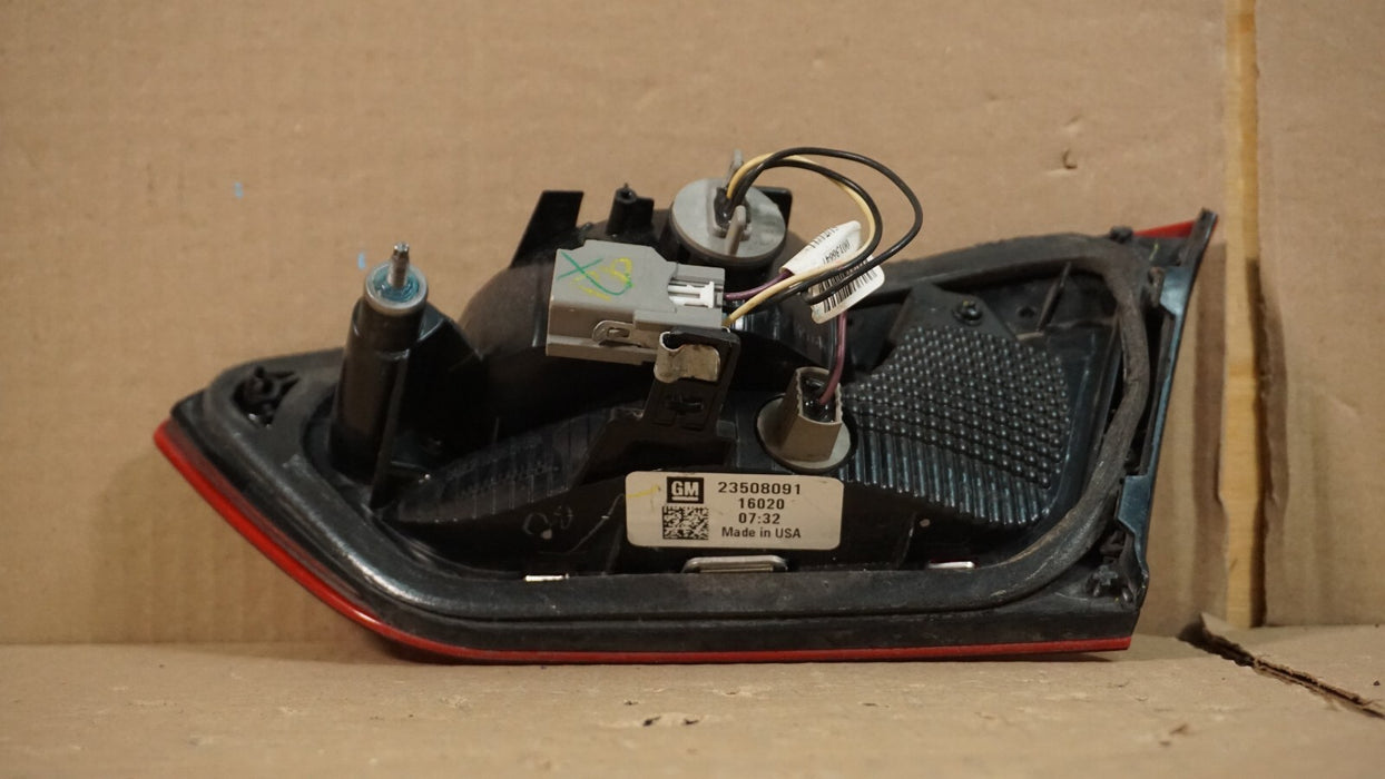 2016-2022 CHEVROLET MALIBU REAR LEFT LH DRIVERS SIDE INNER TAIL LIGHT OEM