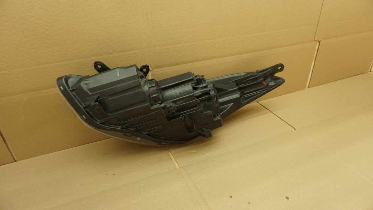 2014 2015 2016 HYUNDAI ELANTRA FRONT RIGHT PASSENGER HEADLIGHT HALOGEN OEM