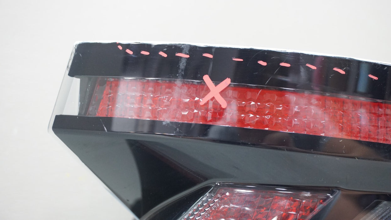 2022-2024 HYUNDAI TUCSON REAR LH LEFT DRIVER SIDE OUTER TAIL LIGHT OEM