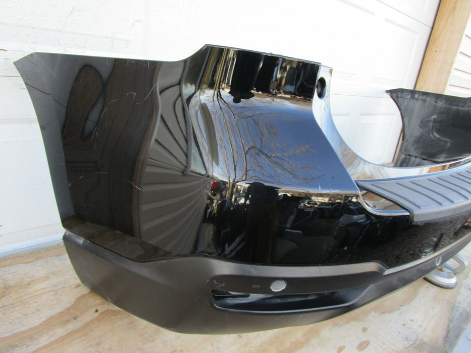 17 18 SUBARU FORESTER REAR BUMPER COVER OEM