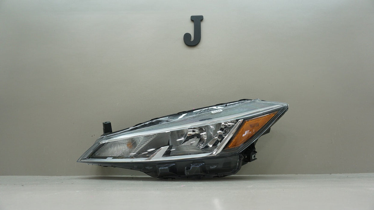 2021-2023 NISSAN KICKS FRONT LH LEFT DRIVER SIDE HALOGEN HEADLIGHT OEM